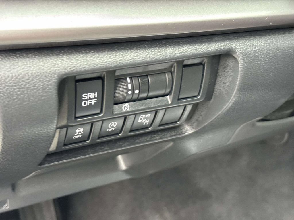 Used 2022 Subaru Crosstrek 2.5i Limited w/ Moonroof Package 1 image 17