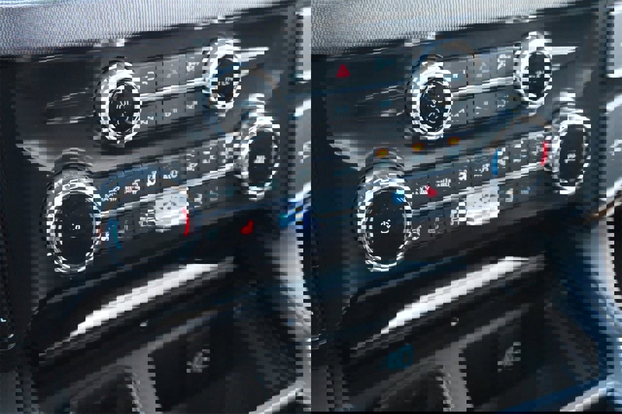 New 2026 Ford F350 4x4 Crew Cab DRW Super Duty image 39