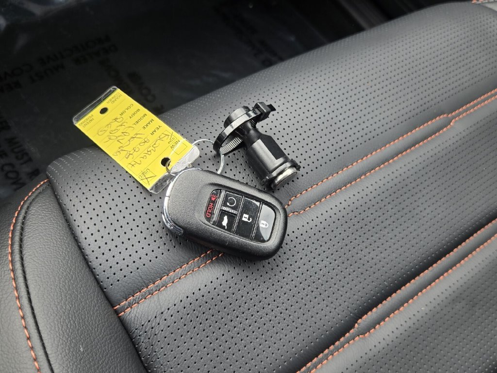 Certified 2025 Honda CR-V Sport Touring image 19