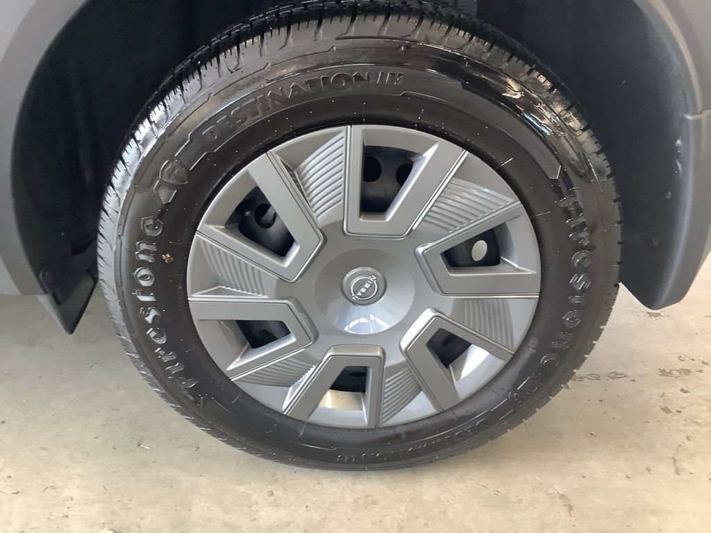 Used 2025 Nissan Kicks S AWD/4WD image 24
