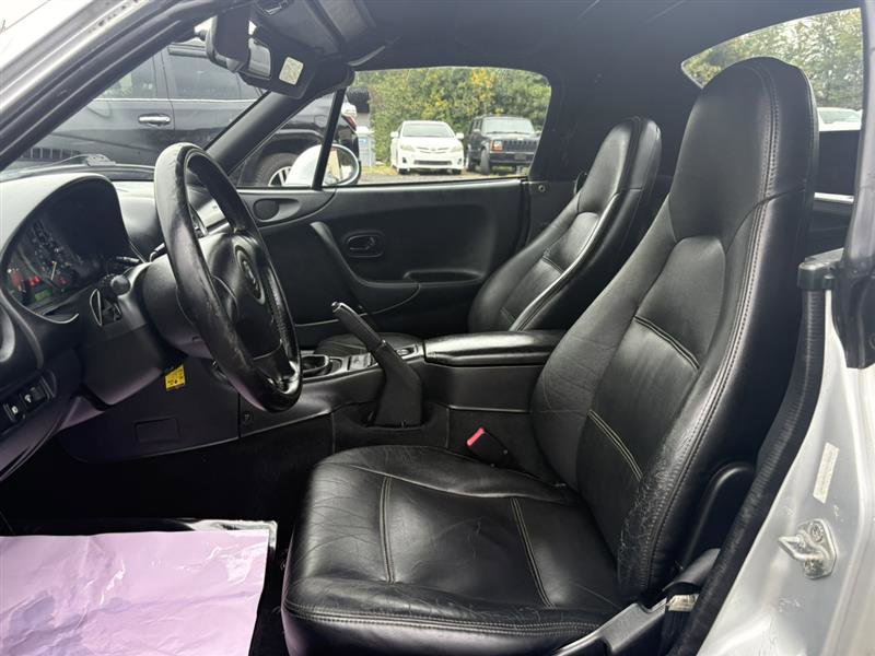 Used 2000 MAZDA MX-5 Miata LS image 8