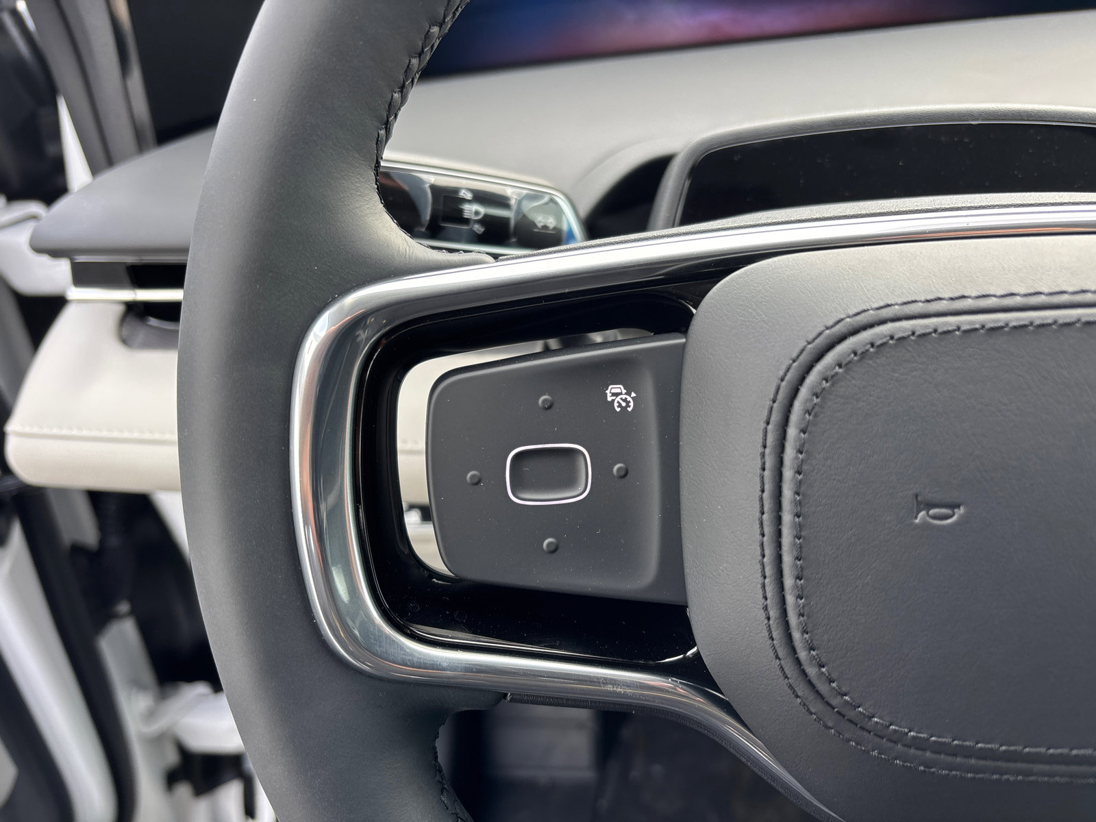 New 2026 Lincoln Nautilus Premier image 17