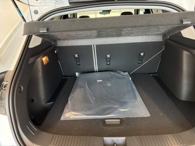 New 2026 Chevrolet Trax ACTIV w/ Driver Confidence Package FWD image 20