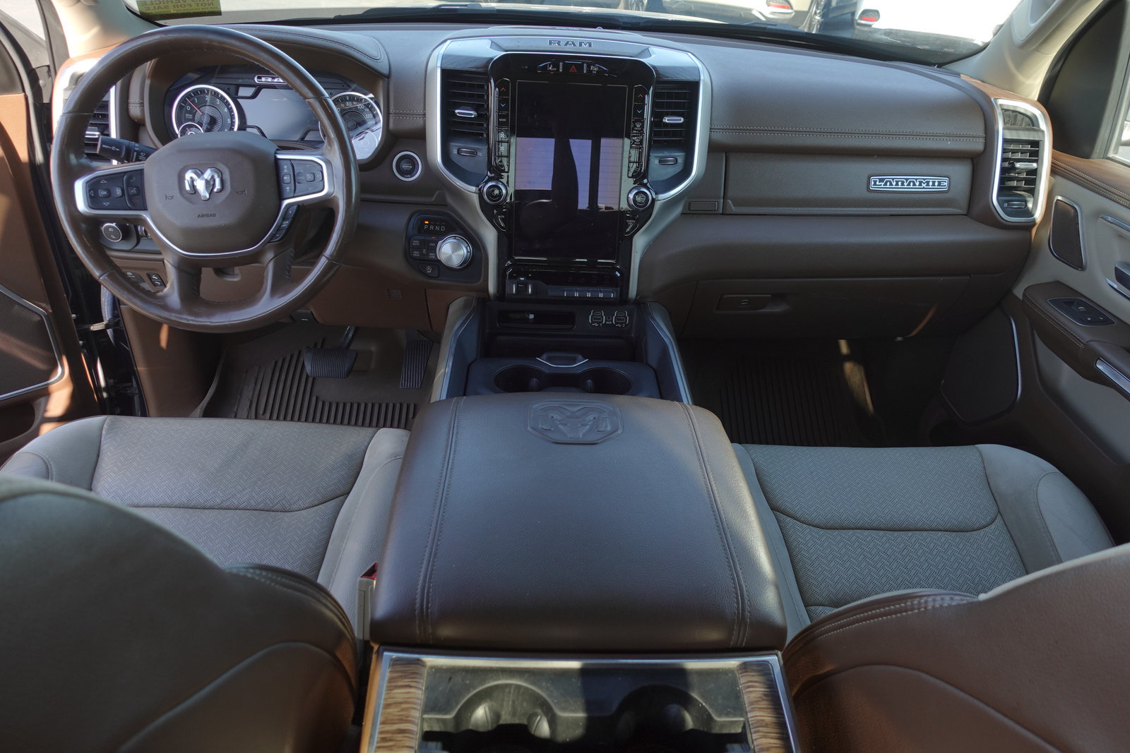 Used 2020 RAM 1500 Laramie AWD/4WD image 11