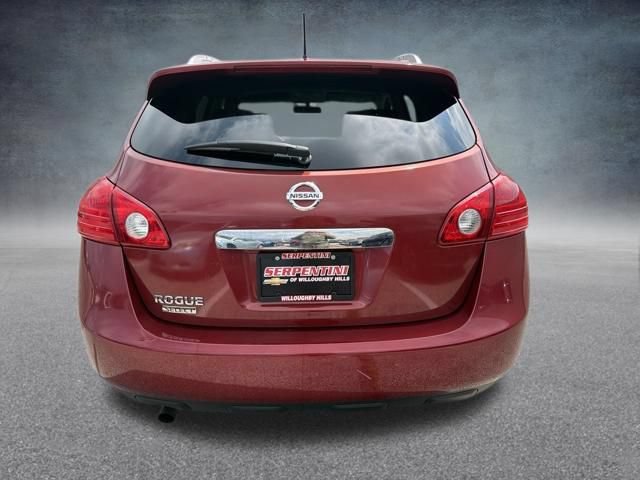 Used 2015 Nissan Rogue S w/ Convenience Package FWD image 9