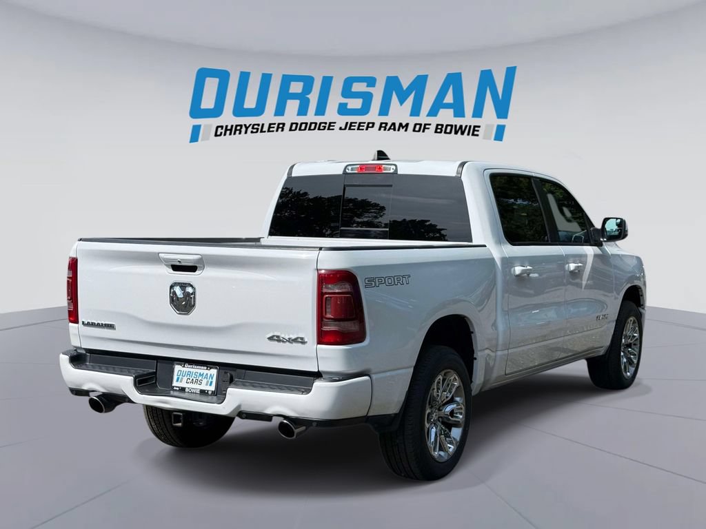 Used 2023 RAM 1500 Laramie AWD/4WD image 2