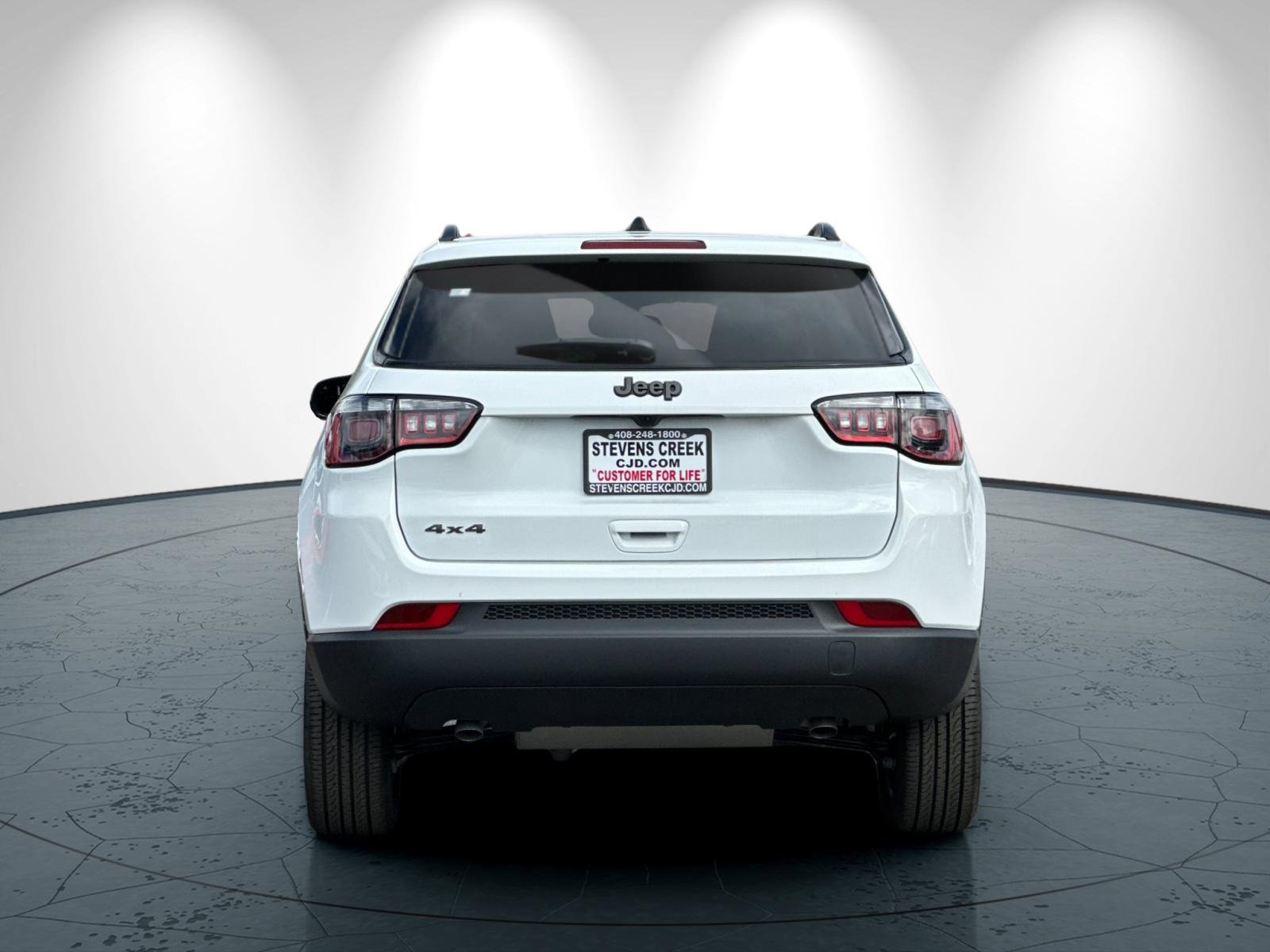 New 2026 Jeep Compass Latitude image 5