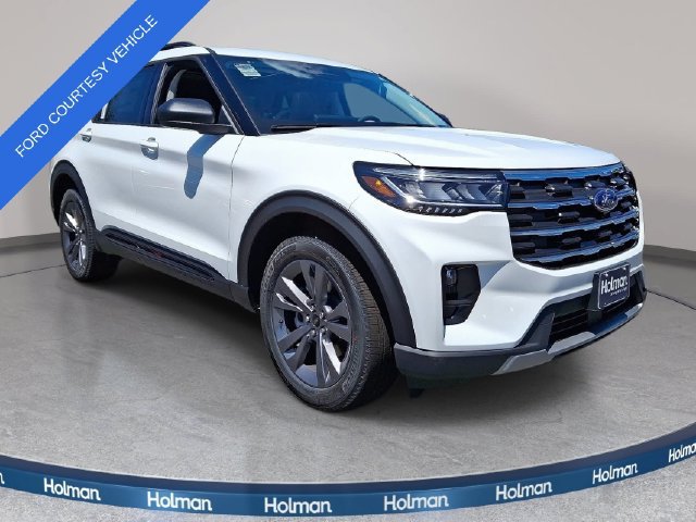 Used 2026 Ford Explorer Active w/ Active Comfort Package AWD/4WD image 2