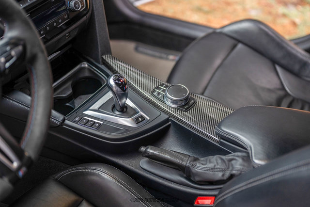 Used 2018 BMW M3 RWD image 23