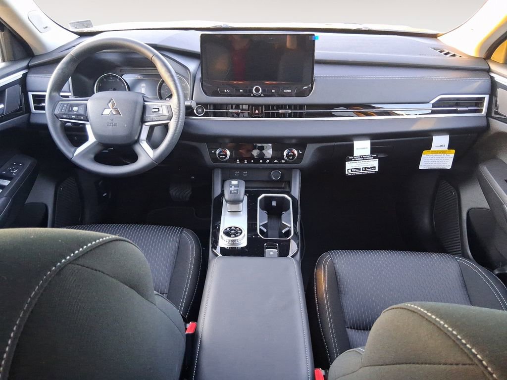 New 2026 Mitsubishi Outlander ES AWD/4WD image 10