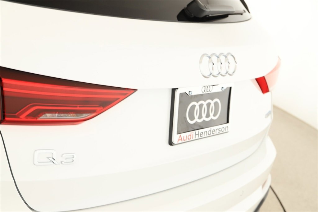 New 2025 Audi Q3 2.0T Premium image 29