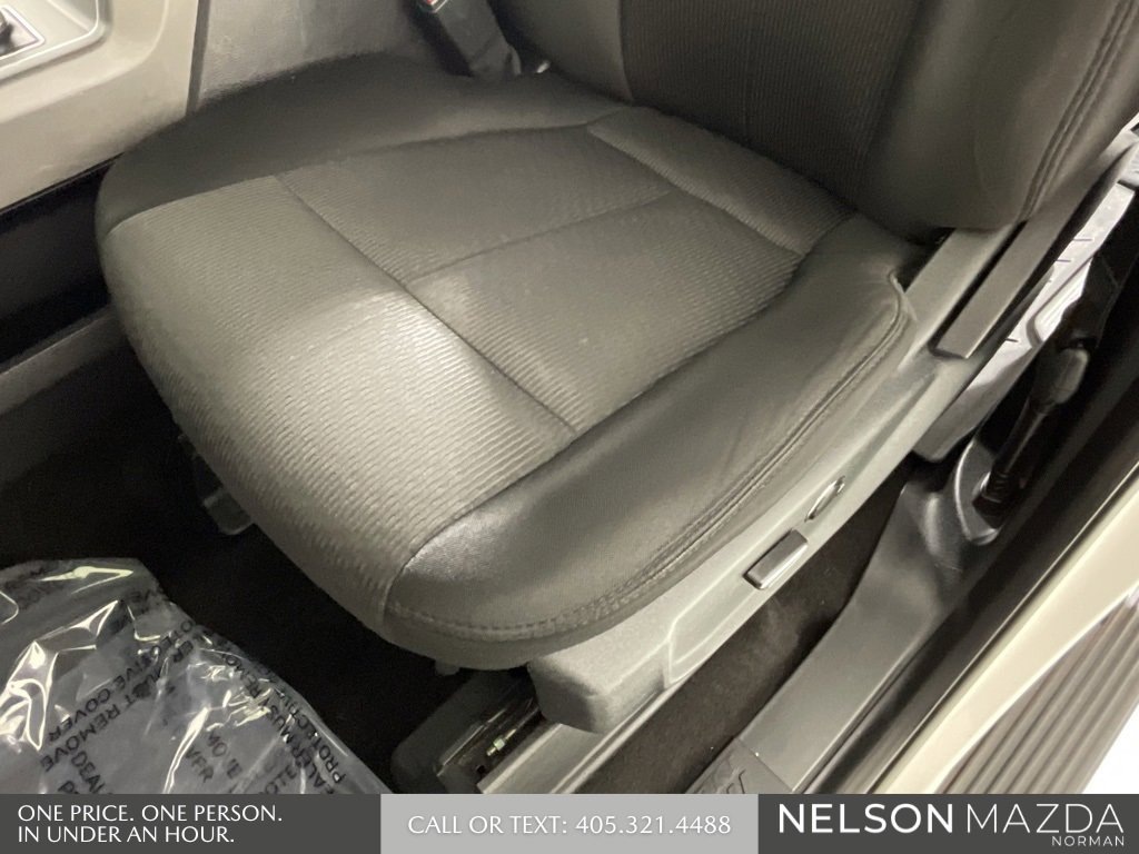 Used 2019 Ford Expedition XLT image 26