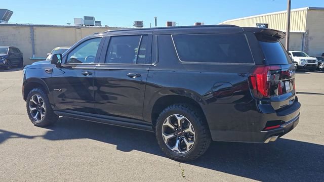 Used 2025 GMC Yukon XL AT4 Ultimate image 6