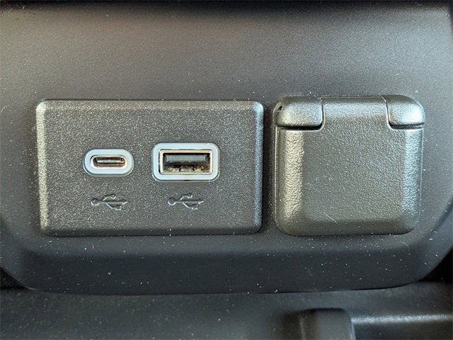 Used 2020 GMC Sierra 1500 SLT w/ SLT Premium Plus Package image 27