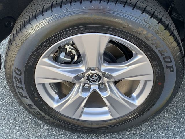 Used 2025 Toyota RAV4 XLE w/ Convenience Package FWD image 34