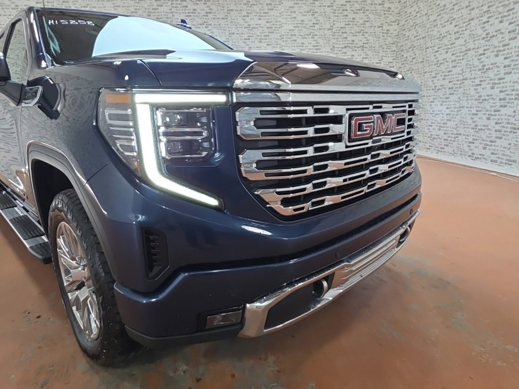 Used 2022 GMC Sierra 1500 Denali image 8