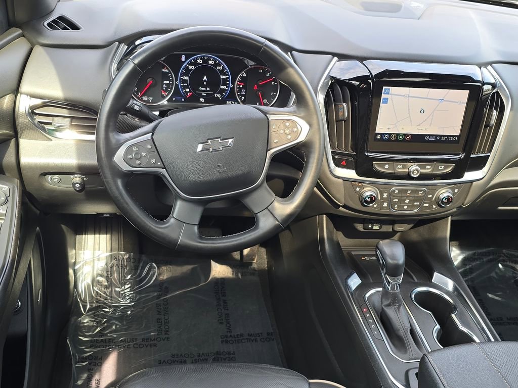 Used 2023 Chevrolet Traverse Premier w/ Redline Edition image 11