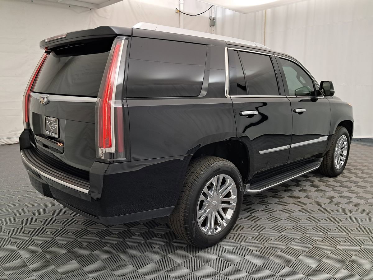 Used 2016 Cadillac Escalade 4WD image 4
