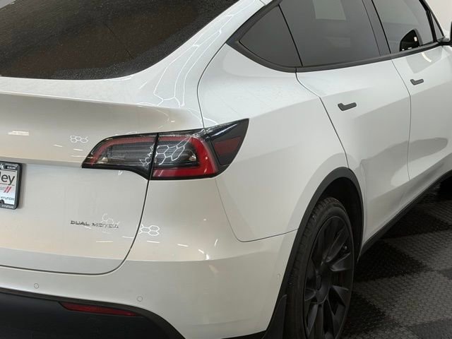 Used 2020 Tesla Model Y Long Range AWD/4WD image 10