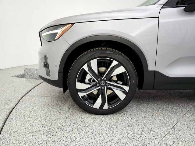 New 2026 Volvo XC40 B5 Plus w/ Climate Package AWD/4WD image 29