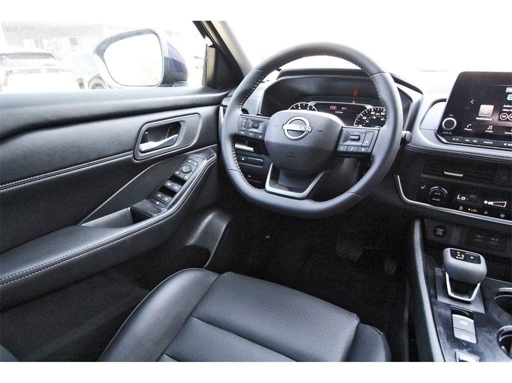 Used 2026 Nissan Rogue SV w/ SV Premium Package image 8