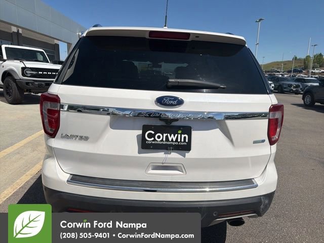Used 2018 Ford Explorer Limited w/ Equipment Group 301A AWD/4WD image 5