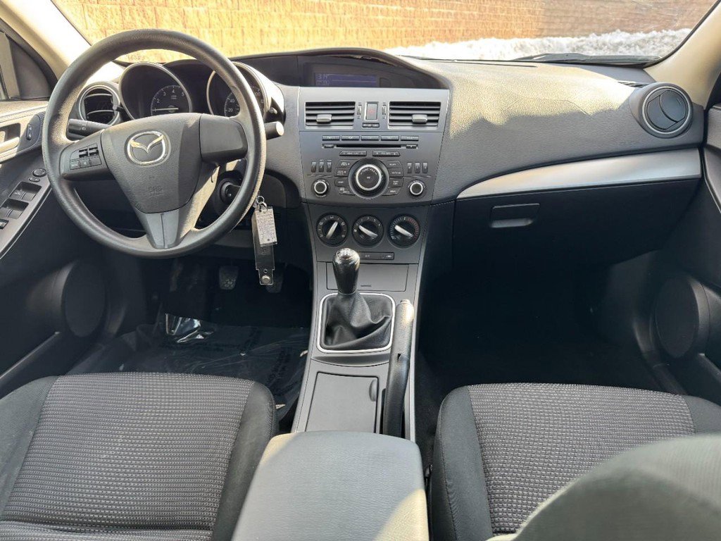 Used 2012 MAZDA MAZDA3 i Sport image 11