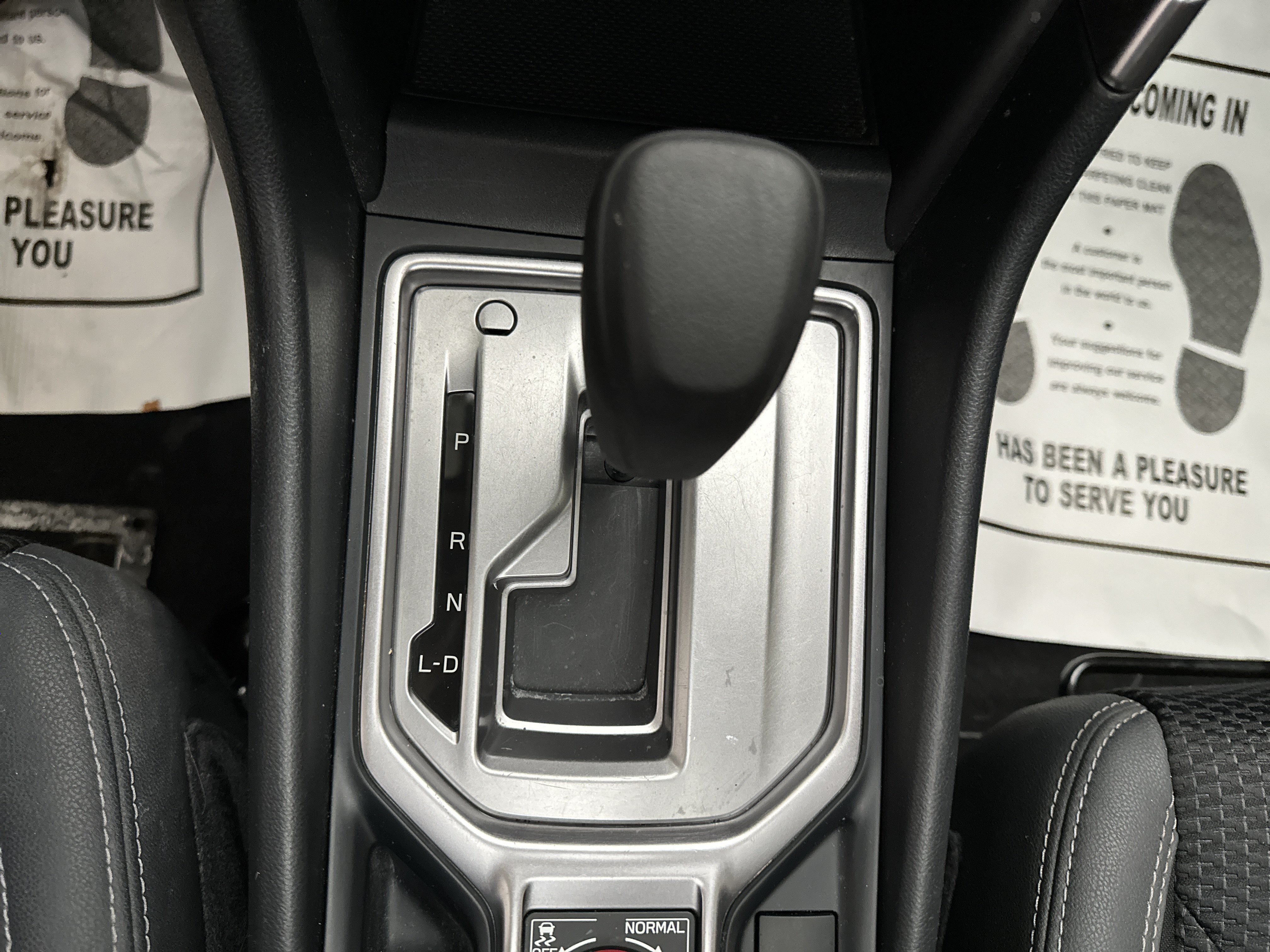 Used 2023 Subaru Forester Premium AWD/4WD image 35