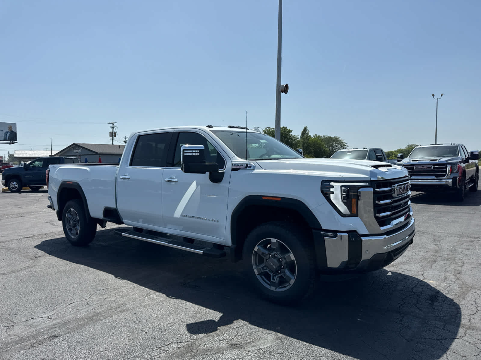 New 2026 GMC Sierra 3500 SLT w/ SLT Premium Package AWD/4WD image 7