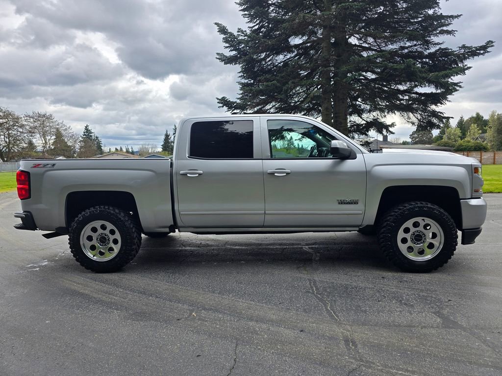 Used 2017 Chevrolet Silverado 1500 LT w/ Texas Edition AWD/4WD image 7