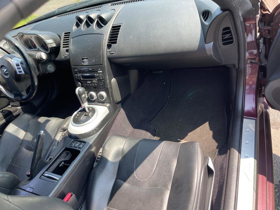 Used 2006 Nissan 350Z Touring image 34