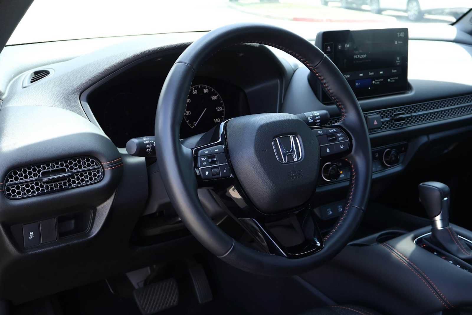 Used 2026 Honda HR-V Sport image 2