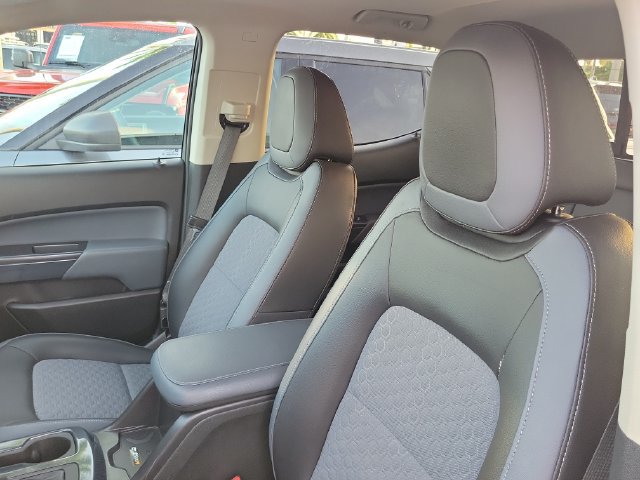 Used 2021 Chevrolet Colorado Z71 RWD image 12