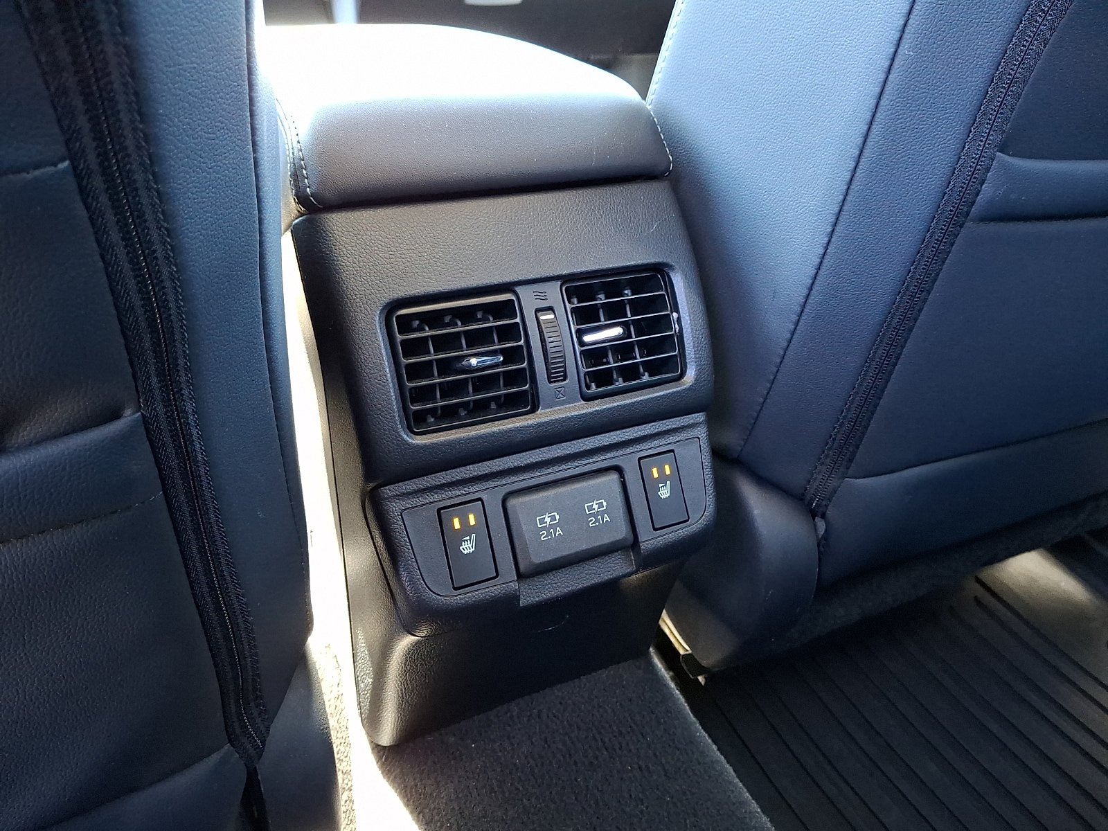 Used 2019 Subaru Outback 2.5i Limited w/ Popular Package #2 AWD/4WD image 12