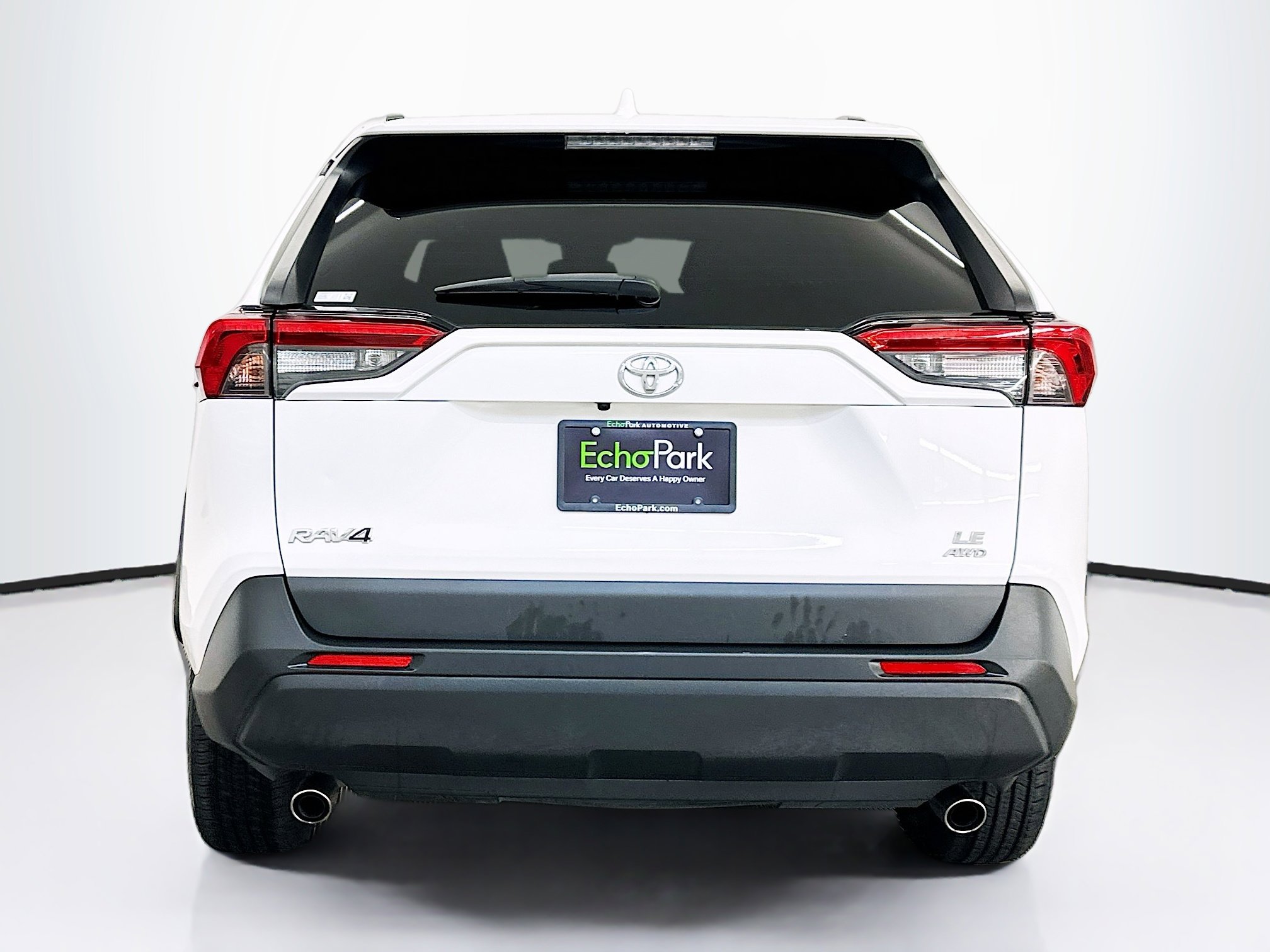 Used 2019 Toyota RAV4 LE image 7