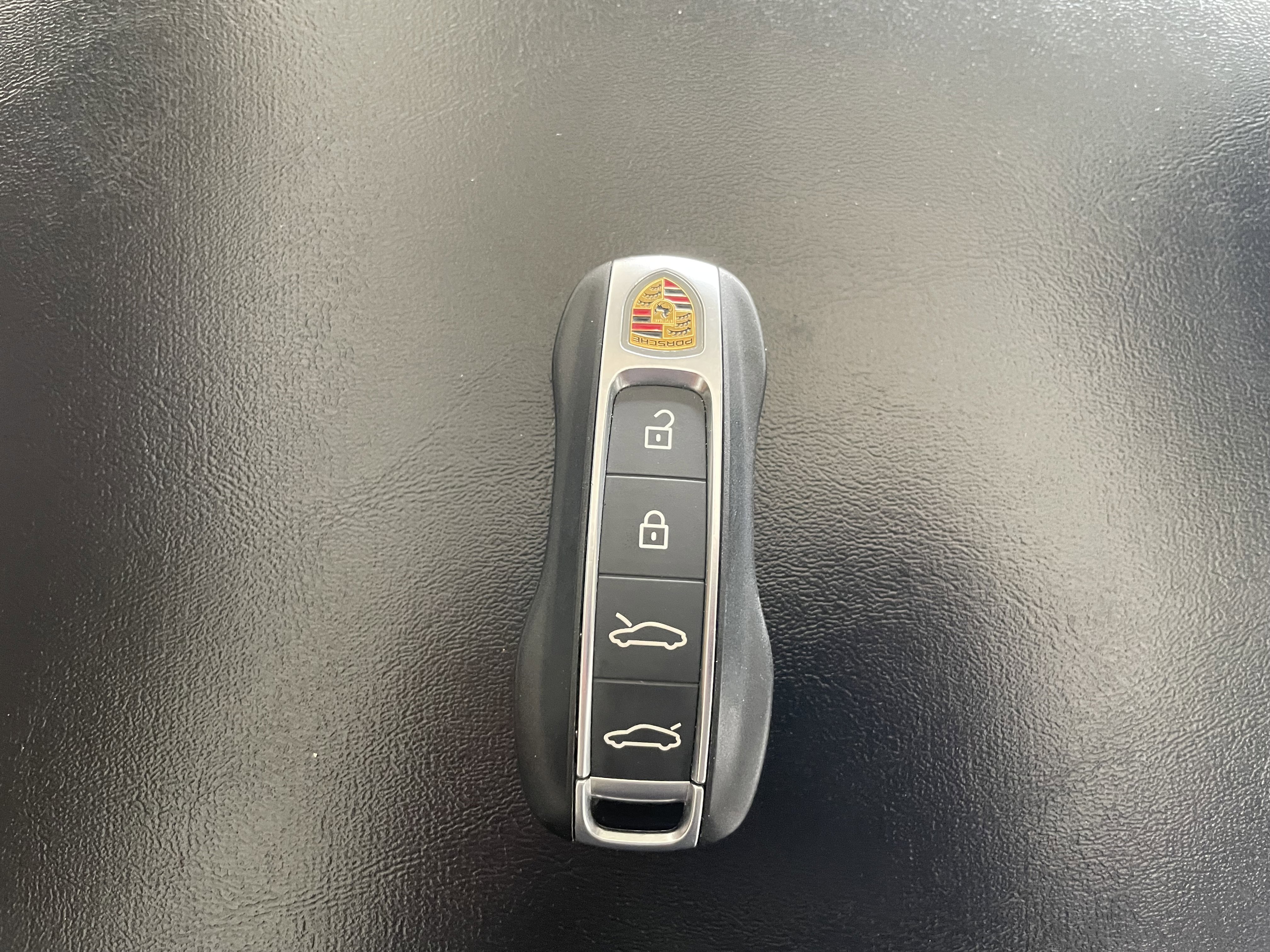 Certified 2022 Porsche Taycan 4S image 25