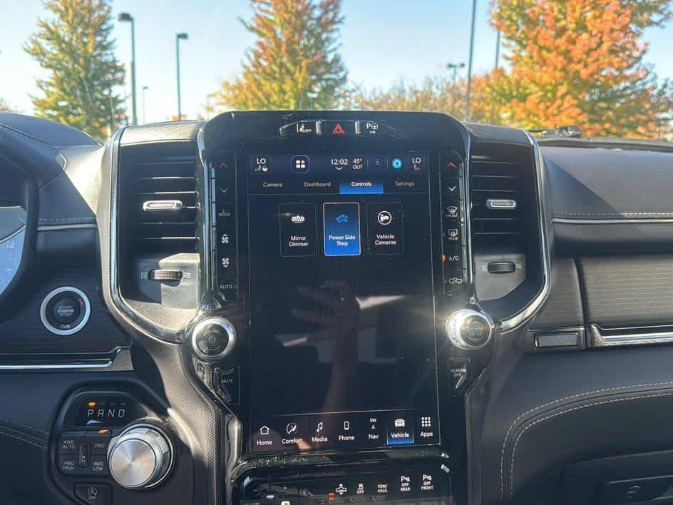 Used 2024 RAM 1500 Limited AWD/4WD image 21