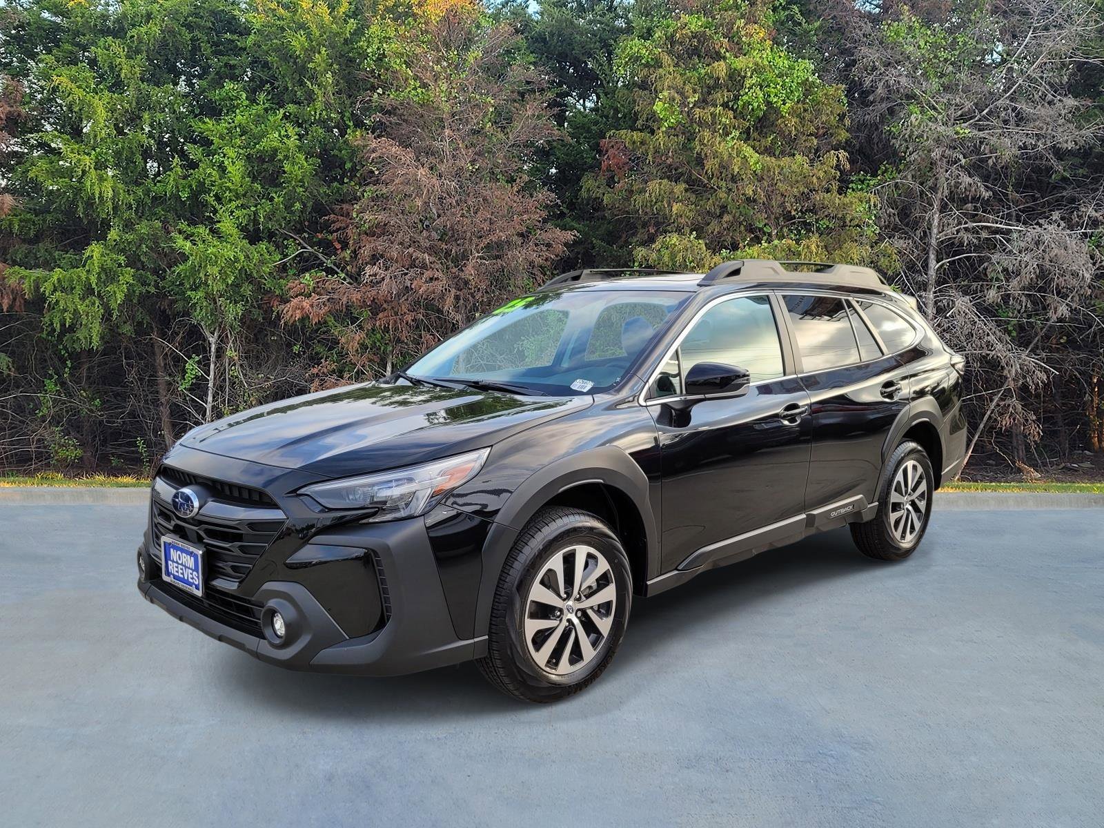 Certified 2025 Subaru Outback Premium image 1