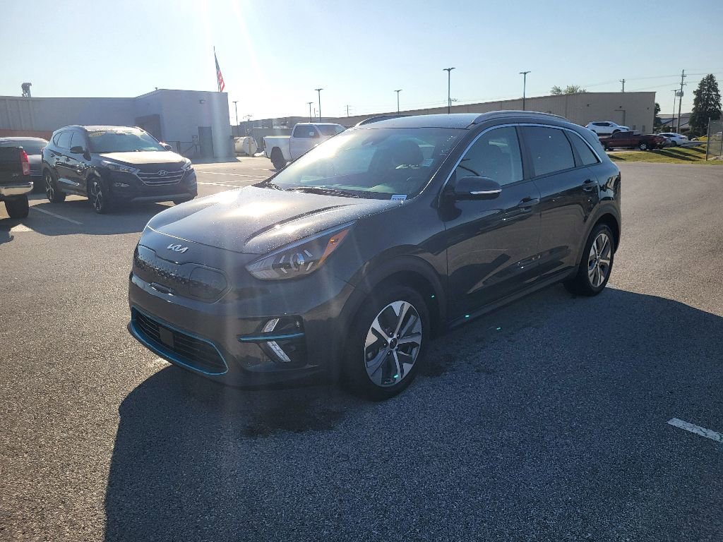 Used 2022 Kia Niro EX w/ Cold Weather Package