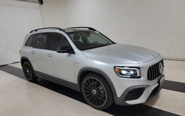 Used 2023 Mercedes-Benz GLB 35 AMG 4MATIC image 2