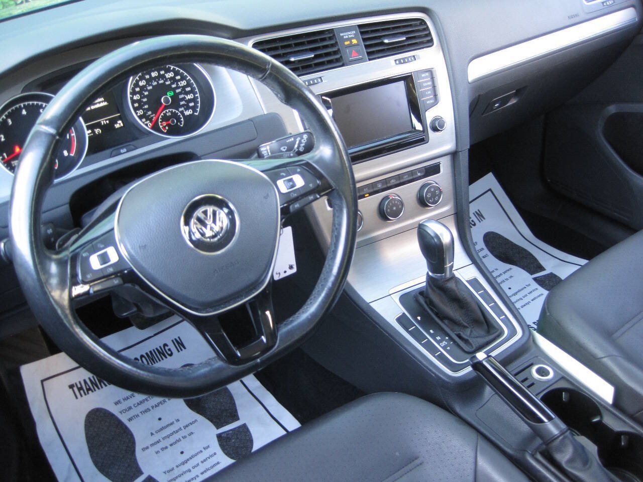 Used 2015 Volkswagen Golf S FWD image 20