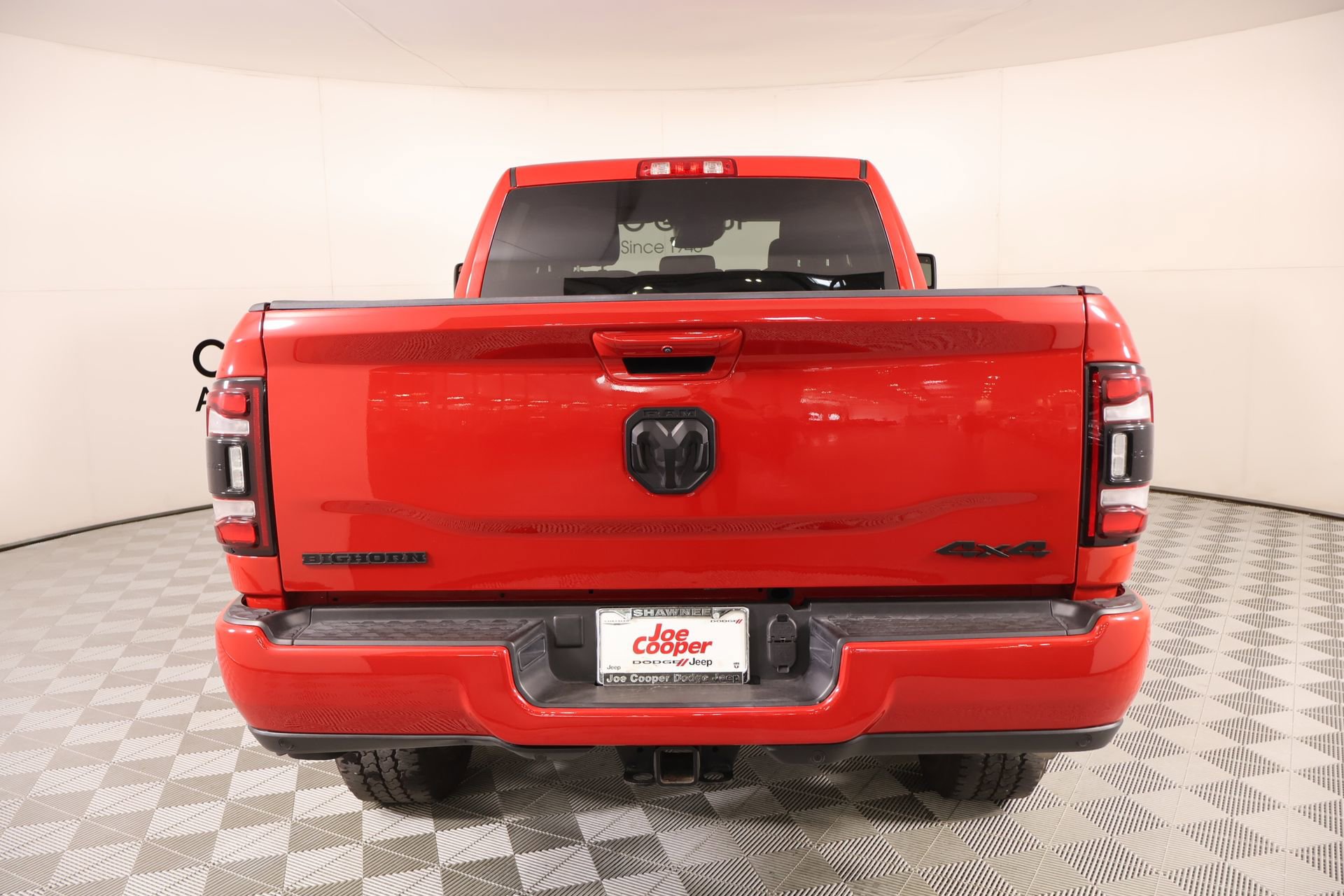 Used 2024 RAM 2500 Big Horn w/ Night Edition AWD/4WD image 21