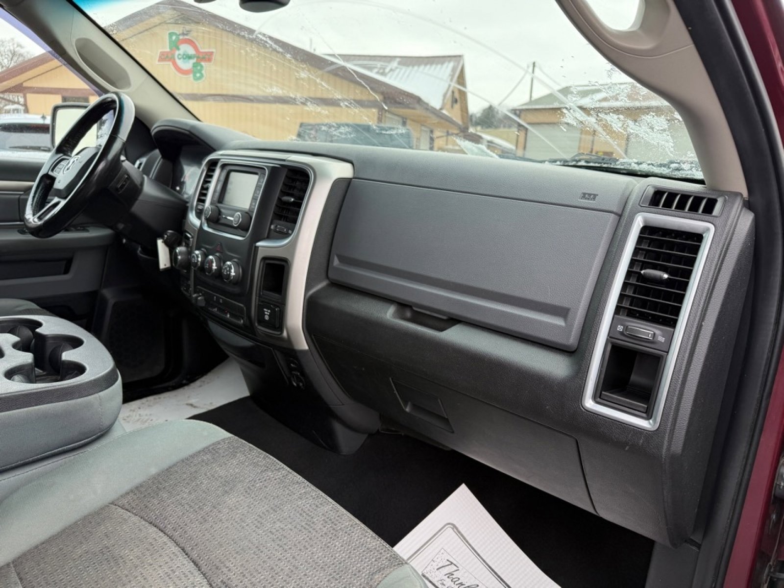 Used 2017 RAM 1500 Classic SLT w/ Luxury Group image 12