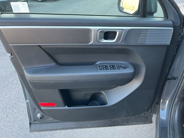 Used 2025 Hyundai Santa Fe SE image 19