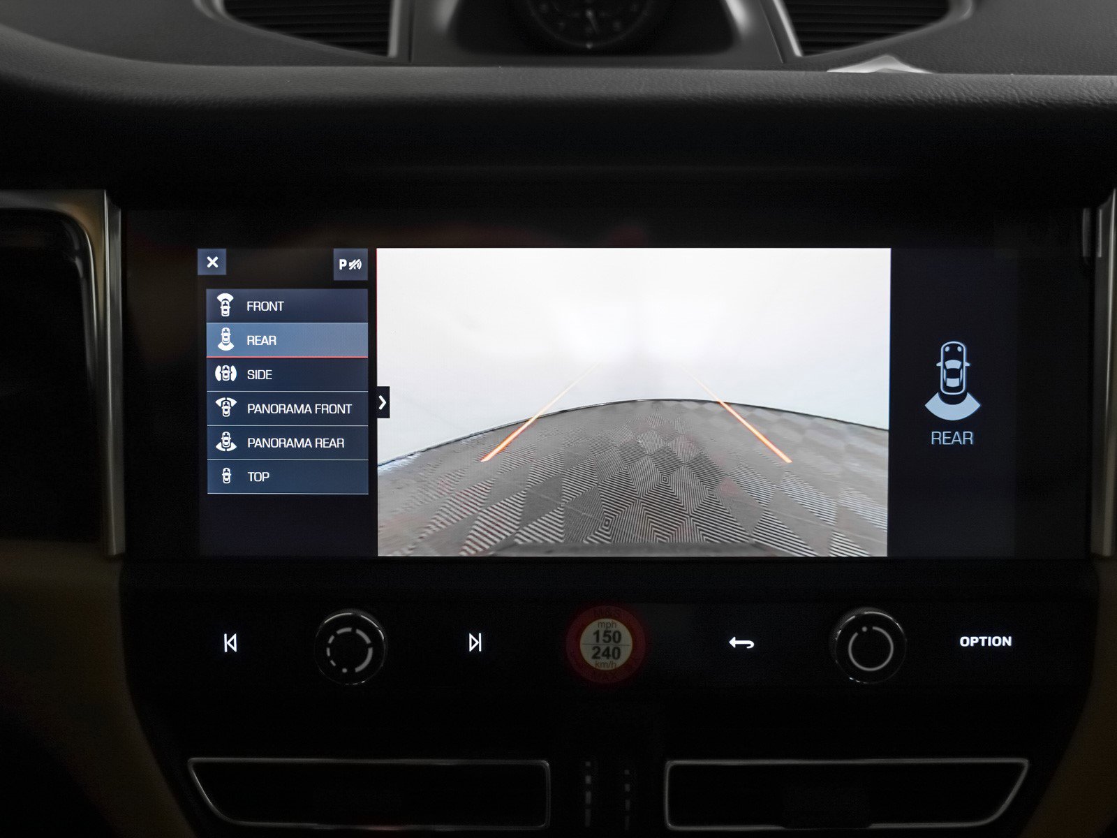 New 2026 Porsche Macan image 24