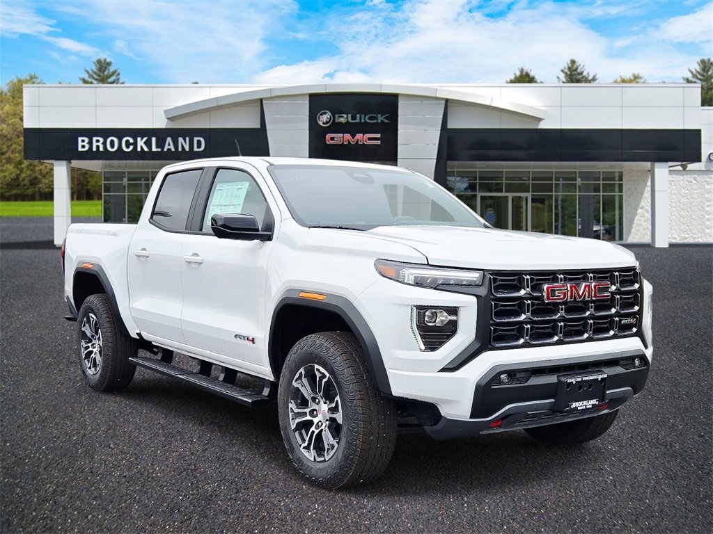 New 2025 GMC Canyon AT4