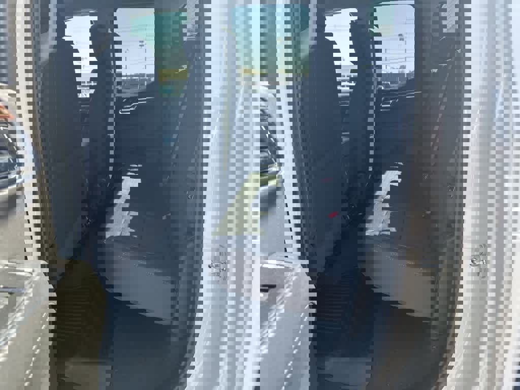 New 2024 GMC Sierra 1500 Elevation image 18