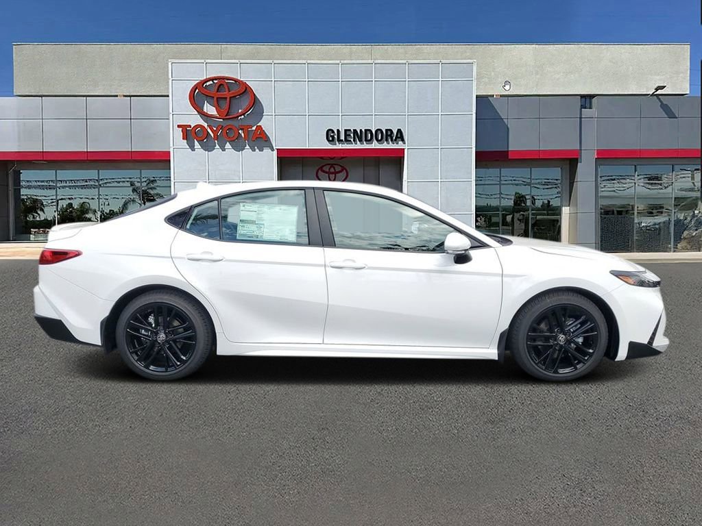 New 2026 Toyota Camry SE FWD video 2