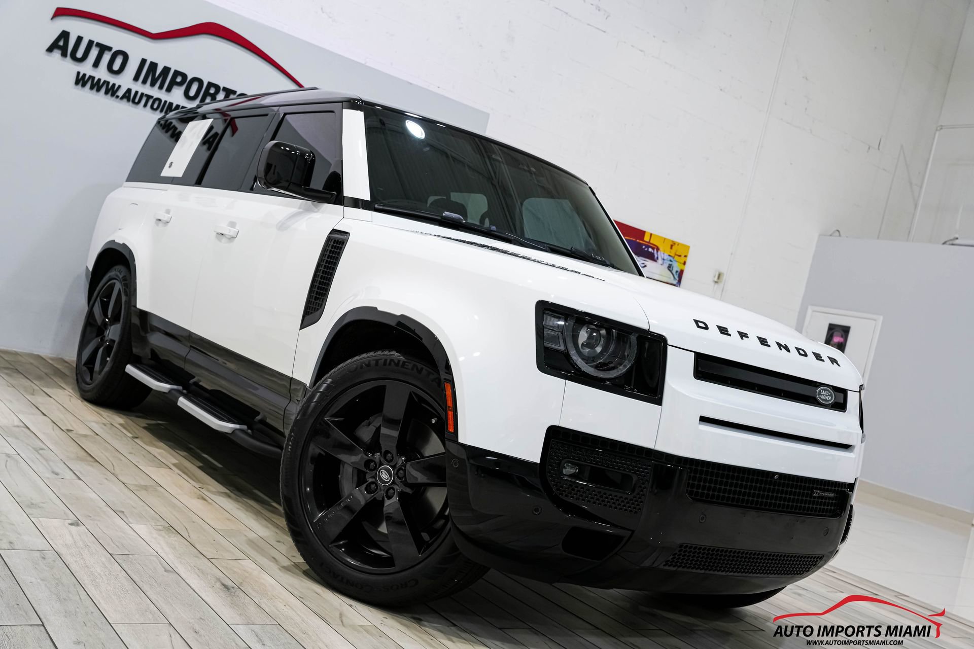 Used 2023 Land Rover Defender 130 X-Dynamic SE image 27