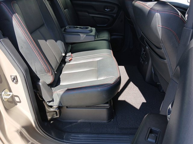 Used 2021 Nissan Titan PRO-4X w/ Pro-4x Convenience Package AWD/4WD image 25